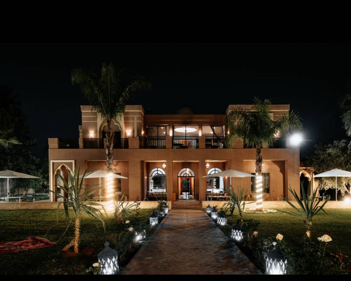 280 M² Villa ∙ 14 Habitaciones ∙ 28 Huéspedes - Marruecos
