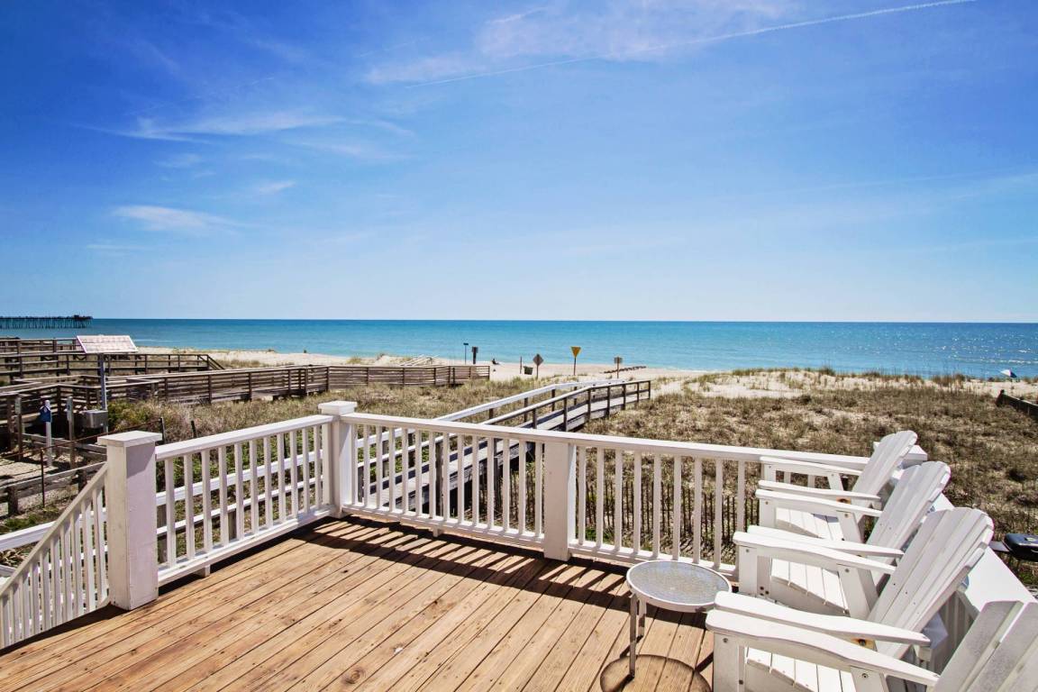 204 M² House ∙ 4 Bedrooms ∙ 11 Guests - Kure Beach, NC