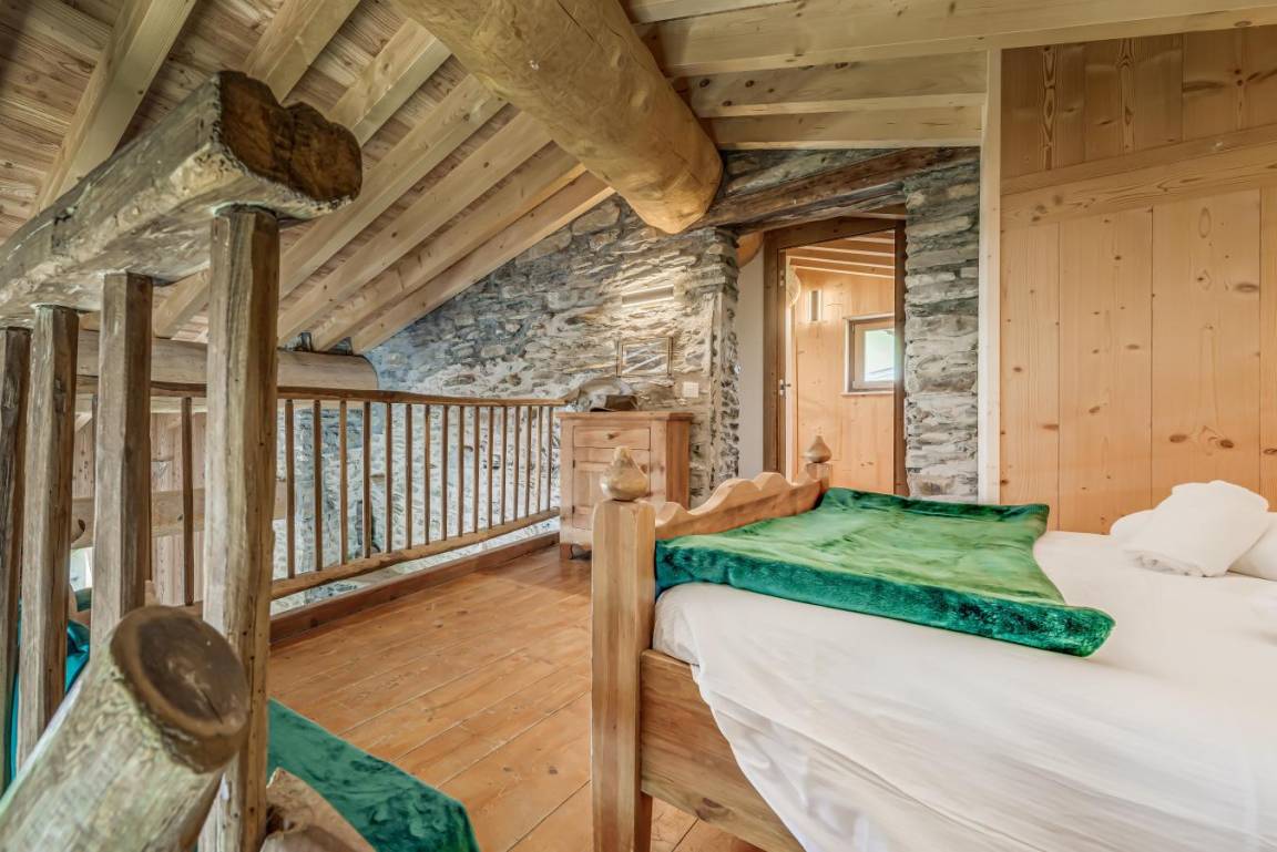 130 m² Chalet ∙ 5 Schlafzimmer ∙ 12 Gäste – Bild 4