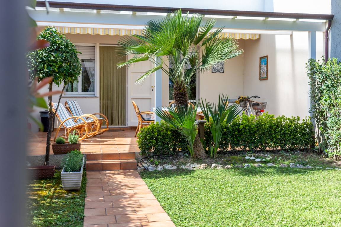 60 M² Appartement ∙ 2 Slaapkamers ∙ 4 Gasten - Numana