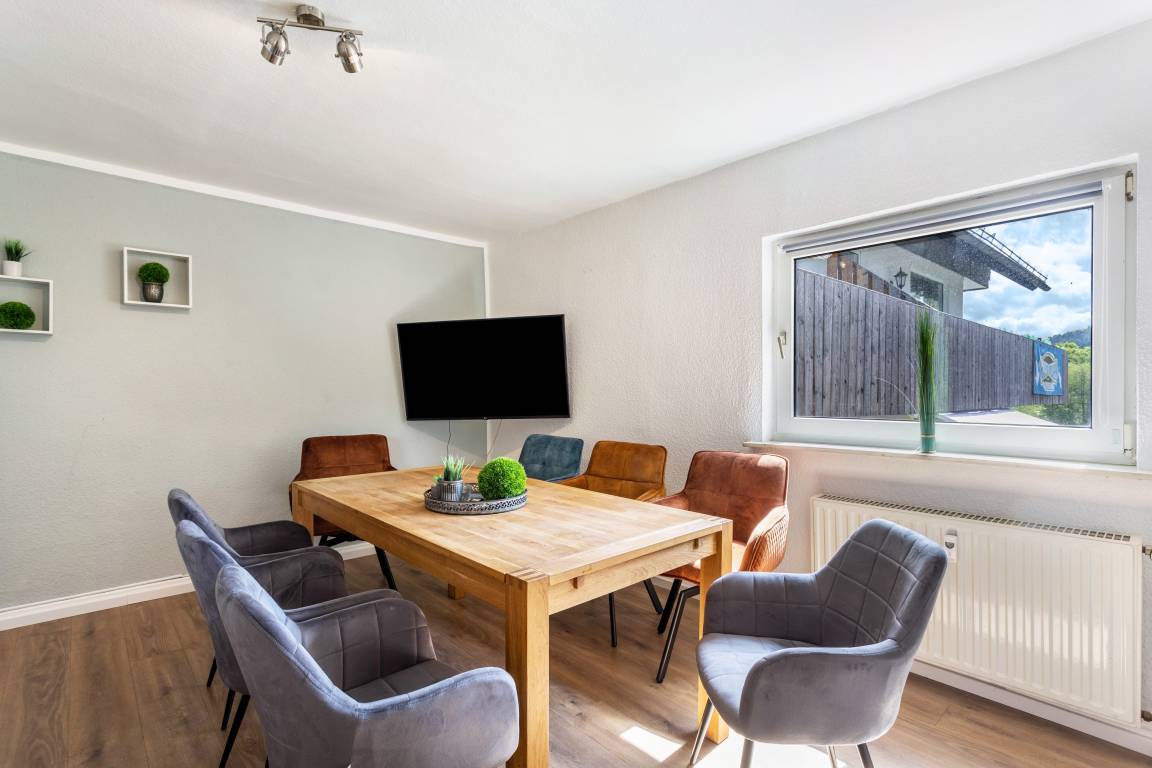 120 M² Ferienhaus ∙ 3 Schlafzimmer ∙ 12 Gäste - Willingen (Upland)