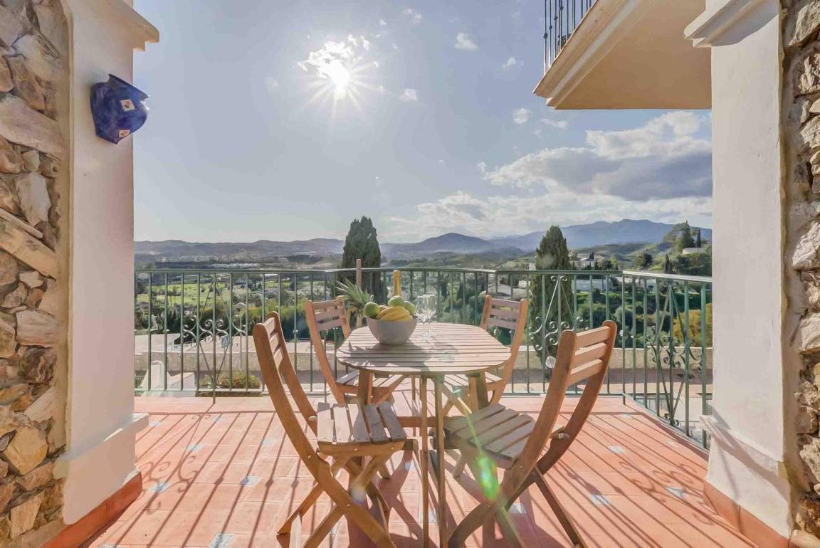 60 M² Apartamento ∙ 2 Habitaciones ∙ 6 Huéspedes - Mijas