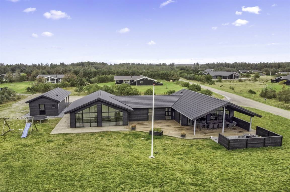 147 m&sup2; Ferienhaus 5 Schlafzimmer 12 G&auml;ste
