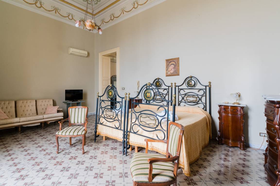 128 M² Appartamento Vacanza ∙ 1 Camera Da Letto ∙ 4 Ospiti - Matino