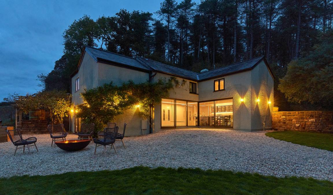 Cottage ∙ 4 Bedrooms ∙ 8 Guests - Monmouth