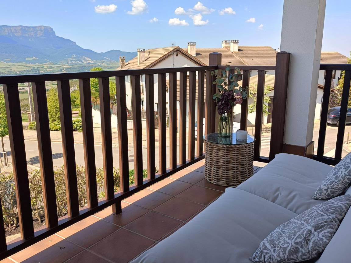 85 M² Appartement ∙ 3 Slaapkamers ∙ 7 Gasten - Jaca