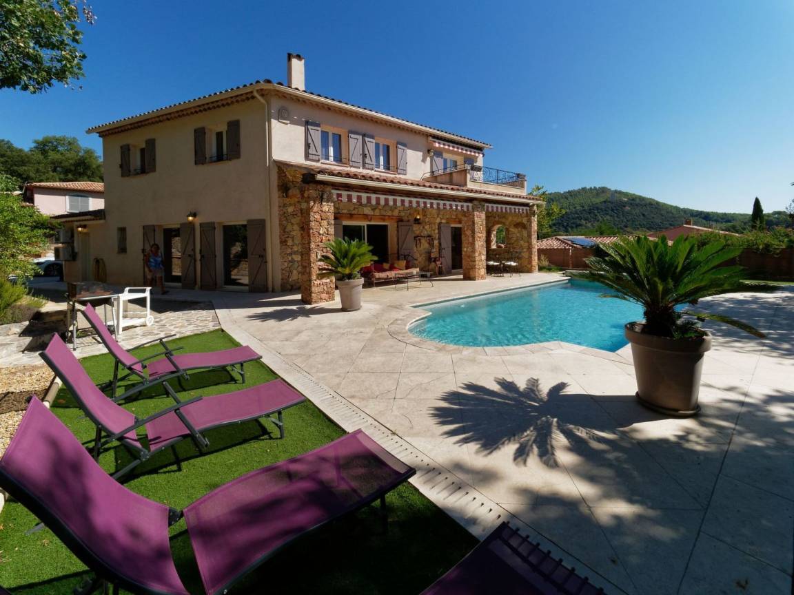 200 M² Maison De Vacances ∙ 4 Chambres ∙ 8 Personnes - La Garde-Freinet