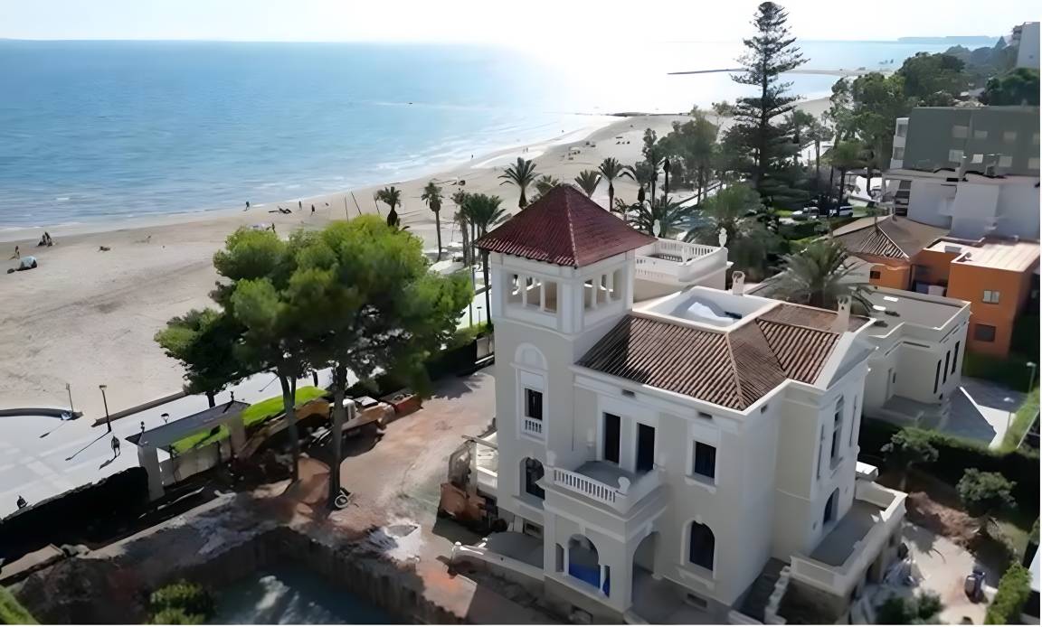750 M² Villa ∙ 7 Chambres ∙ 16 Personnes - Benicàssim