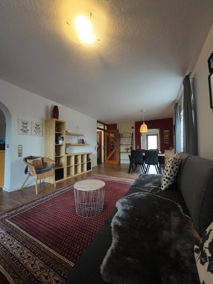 65 M² Ferienwohnung ∙ 1 Schlafzimmer ∙ 3 Gäste - Kandel