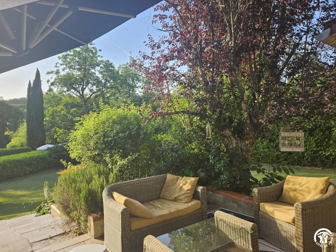 105 M² Gîte ∙ 3 Habitaciones ∙ 6 Huéspedes - Najac
