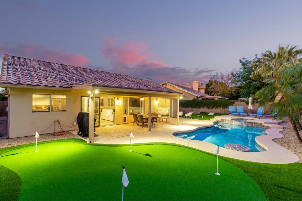 143 M² Apartment ∙ 3 Bedrooms ∙ 11 Guests - Mesa, AZ