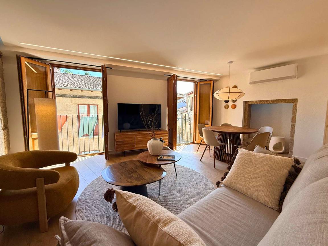 91 M² Apartamento ∙ 2 Habitaciones ∙ 6 Huéspedes - Allariz