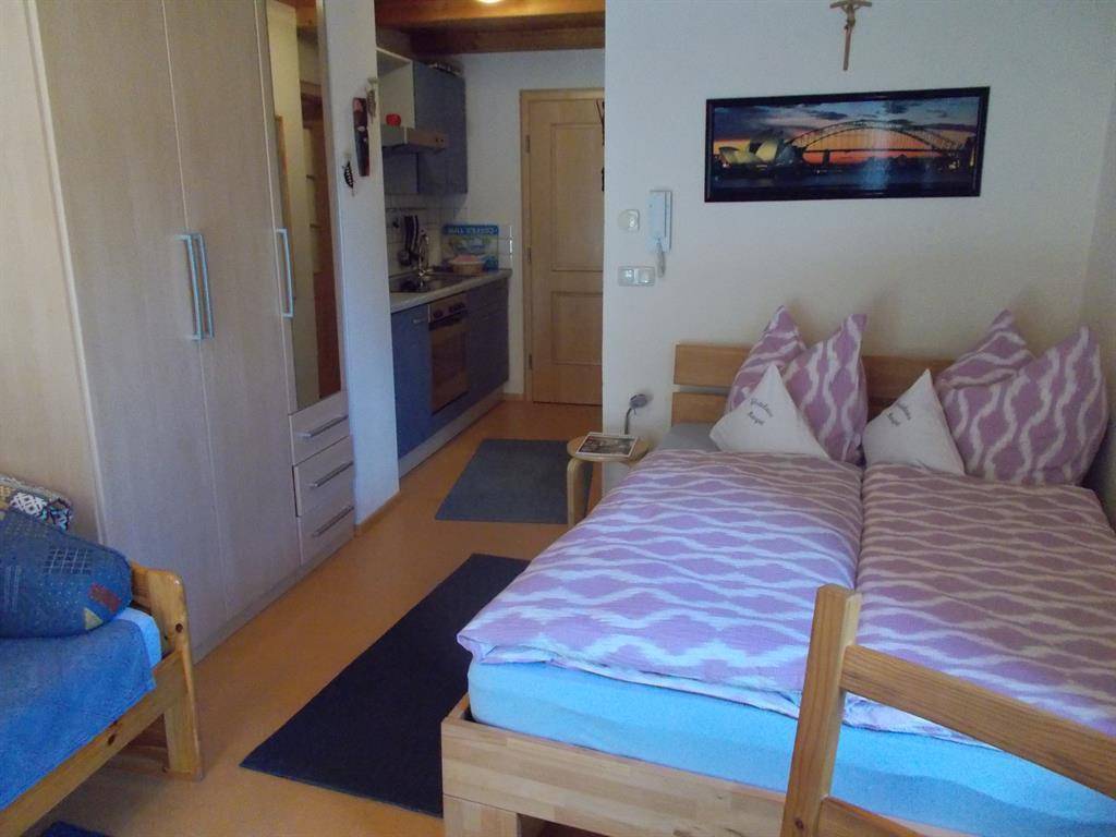 29 M² Ferienwohnung ∙ 1 Schlafzimmer ∙ 2 Gäste - Bad Bayersoien