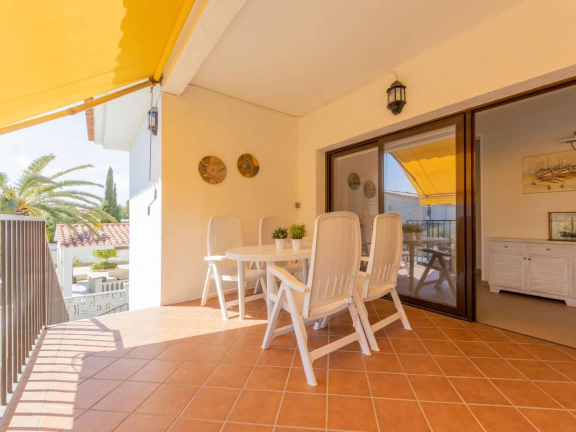 104 M² Ferienwohnung ∙ 3 Schlafzimmer ∙ 6 Gäste - Torredembarra