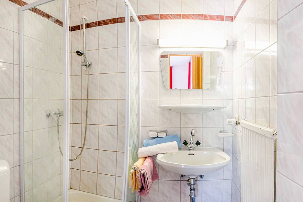 450 m² Ferienhaus ∙ 9 Schlafzimmer ∙ 23 Gäste – Bild 18