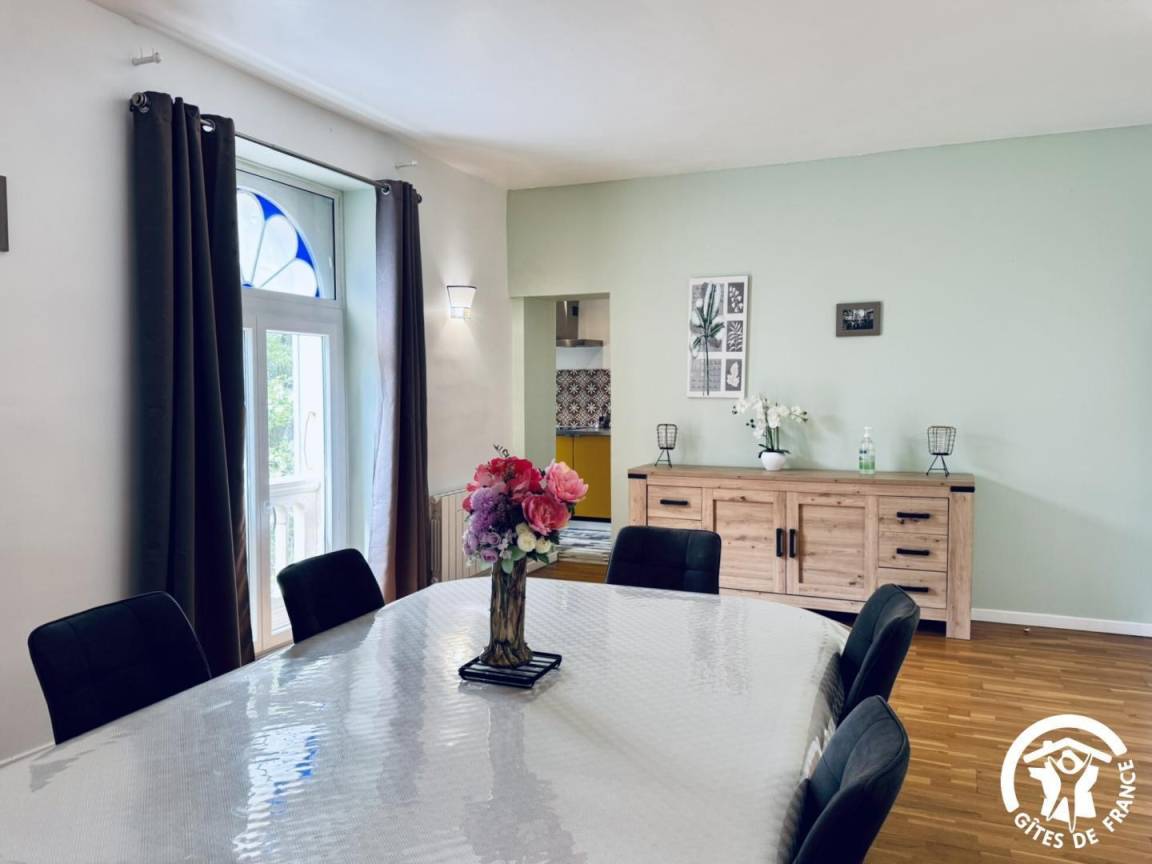 70 m² Gîte ∙ 2 Schlafzimmer ∙ 4 Gäste – Bild 14