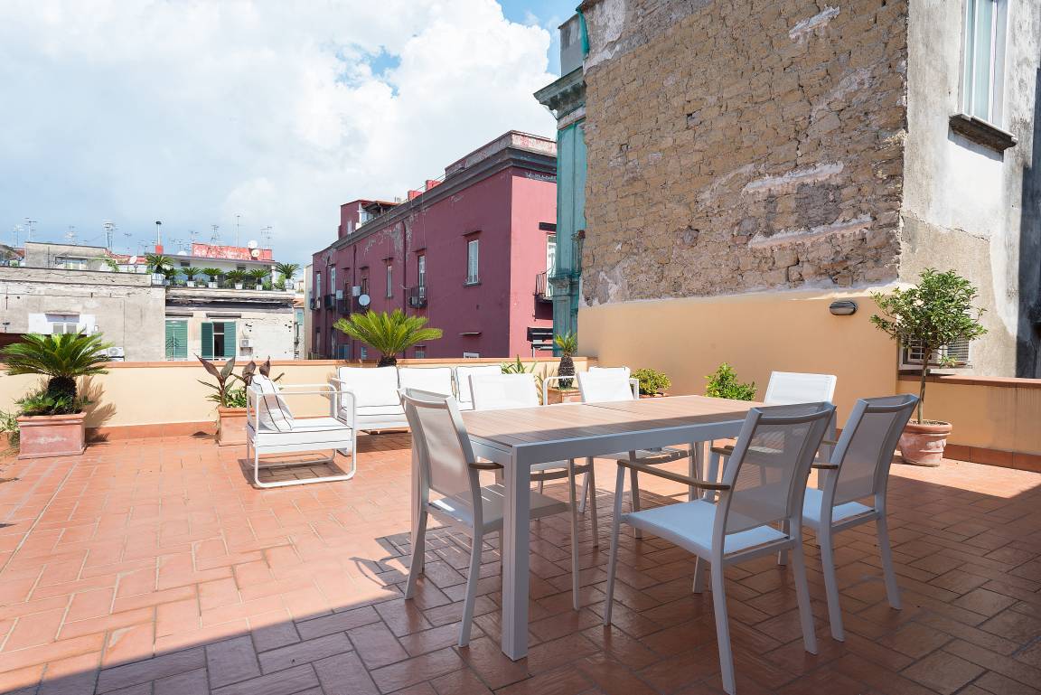 Casa Vacanza ∙ 5 Camere Da Letto ∙ 1 Ospite - Napoli
