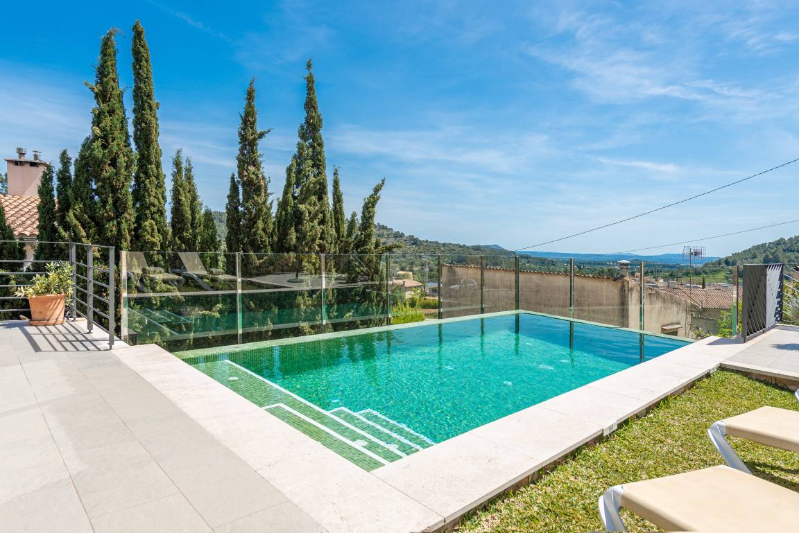 232 M² Villa ∙ 3 Habitaciones ∙ 6 Huéspedes - Lloseta