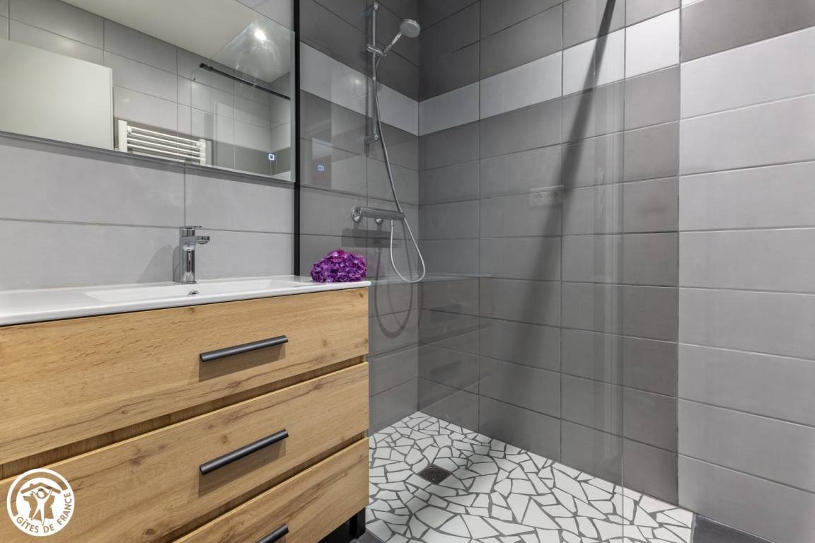 100 m² Gîte ∙ 3 Schlafzimmer ∙ 6 Gäste – Bild 26