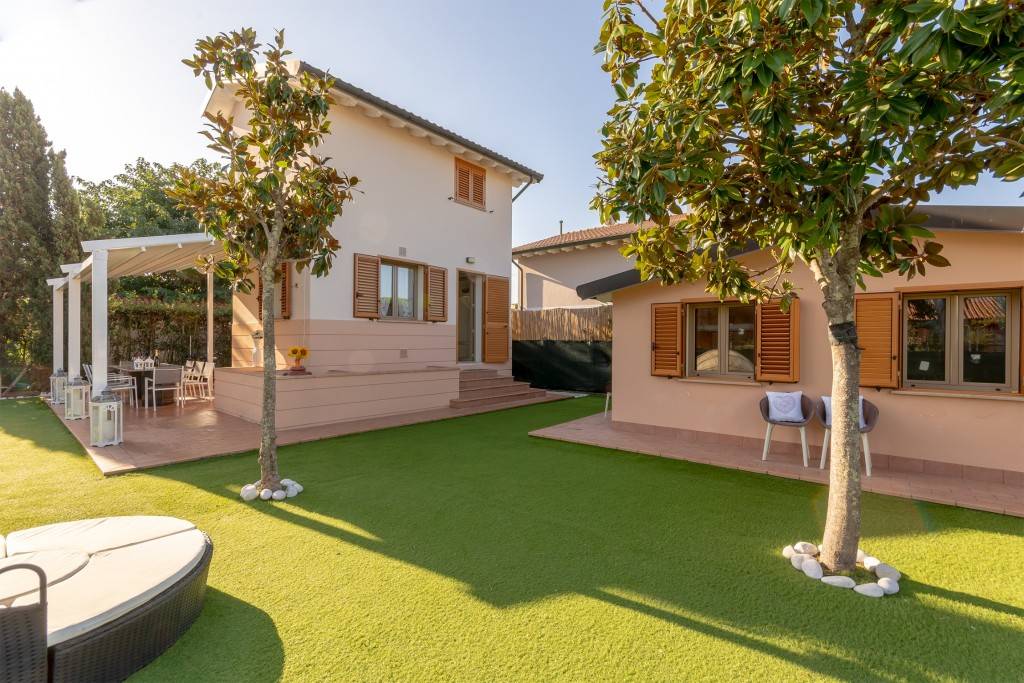 120 M² Villa ∙ 3 Slaapkamers ∙ 10 Gasten - Marina di Pietrasanta