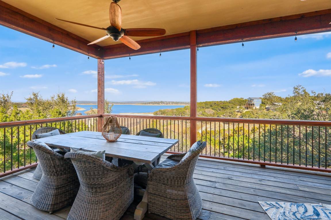 325 M² House ∙ 4 Bedrooms ∙ 11 Guests - Canyon Lake, TX