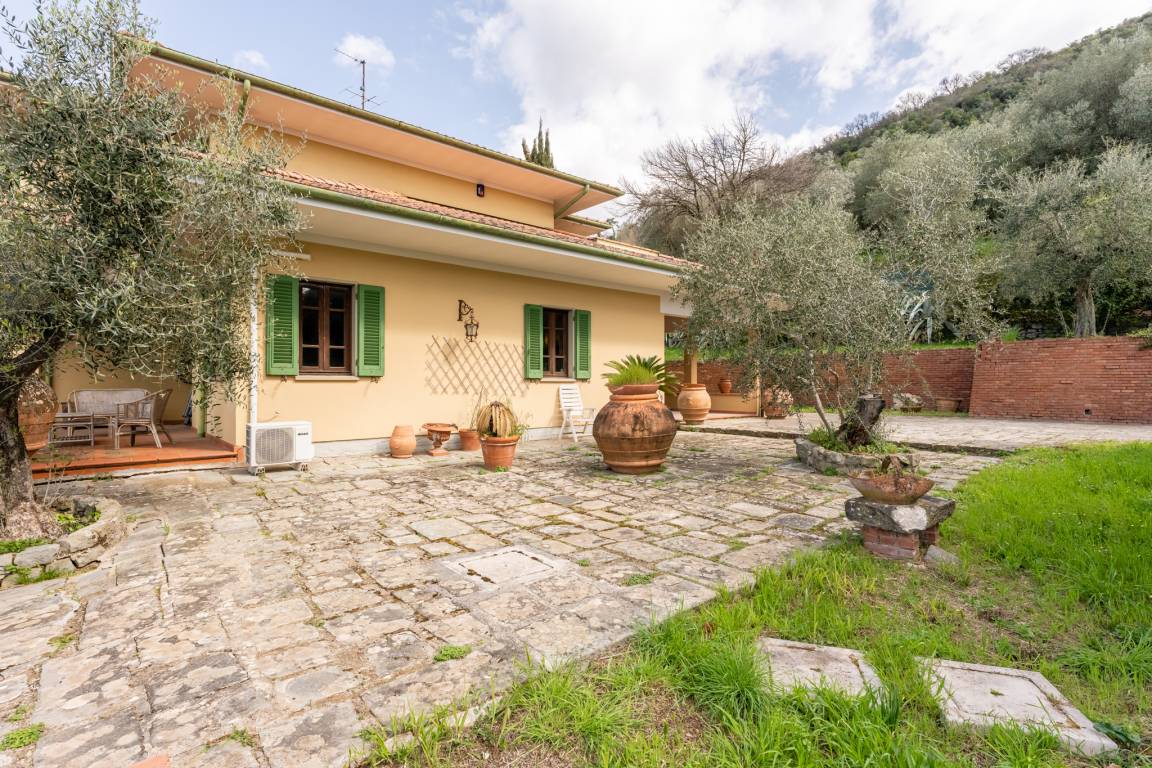 Casa a Monsummano Terme con giardino e terrazza