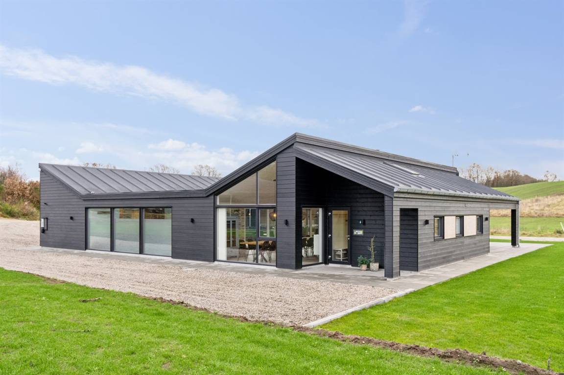266 m&sup2; Ferienhaus 7 Schlafzimmer 22 G&auml;ste