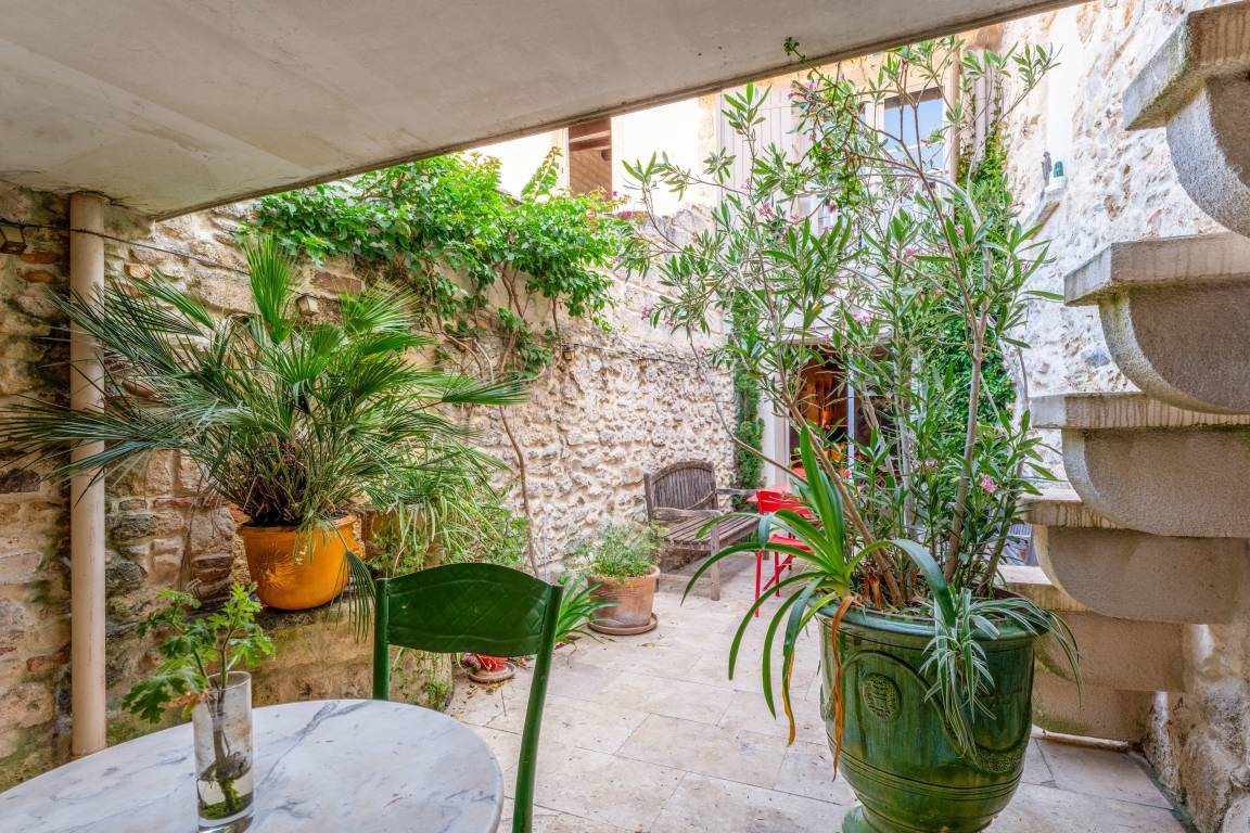 110 M² Ferienhaus ∙ 3 Schlafzimmer ∙ 4 Gäste - Aigues-Mortes