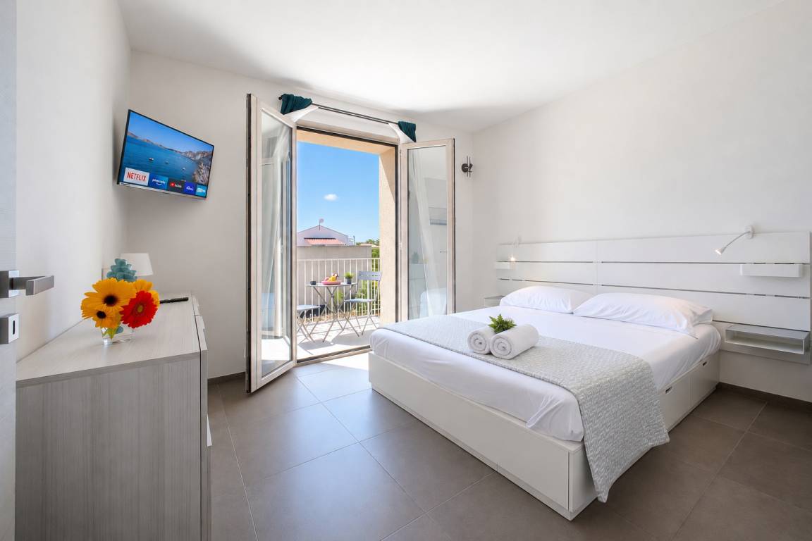 90 M² Apartment ∙ 2 Bedrooms ∙ 7 Guests - Marsala