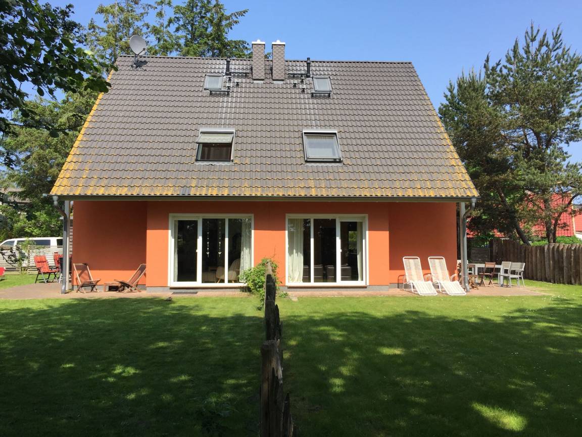 117 M² Huis ∙ 4 Slaapkamers ∙ 8 Gasten - Barth