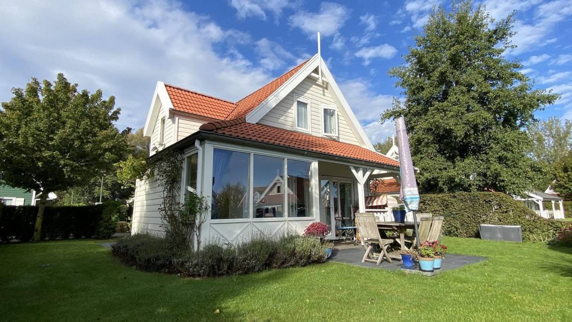 98 M² Ferienhaus ∙ 3 Schlafzimmer ∙ 6 Gäste - Bruinisse