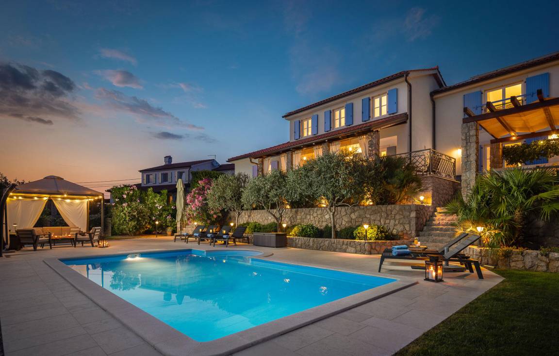 170 M² Maison De Vacances ∙ 3 Chambres ∙ 8 Personnes - Crikvenica