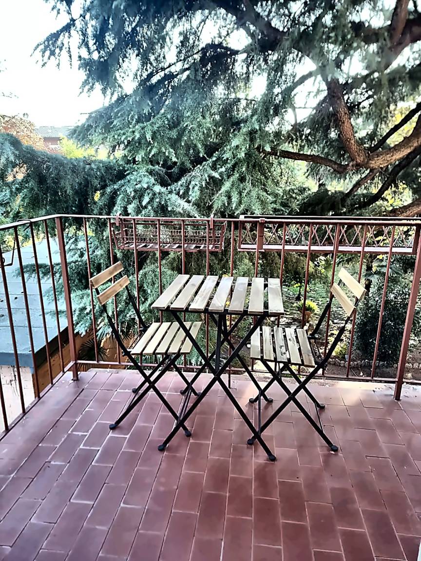 63 M² Apartamento ∙ 1 Habitación ∙ 5 Huéspedes - Bolonia