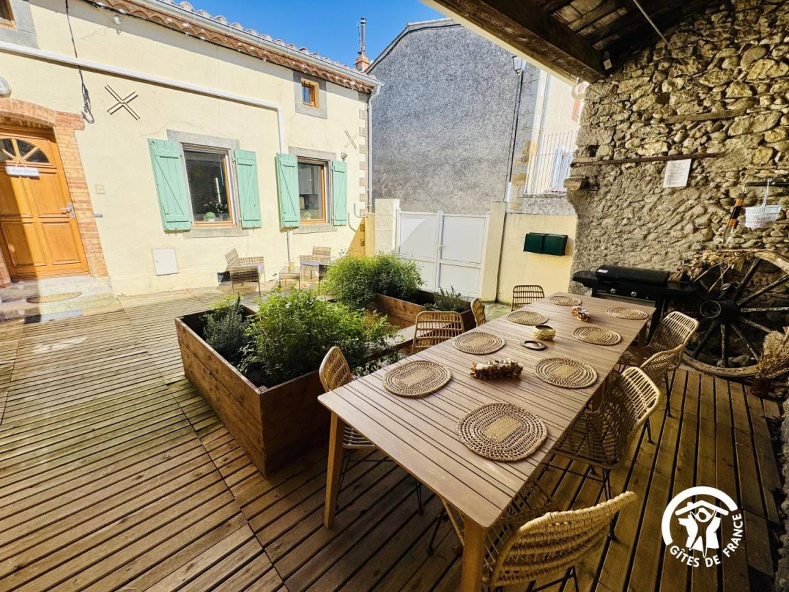 110 M² Gîte ∙ 3 Chambres ∙ 6 Personnes - Aude