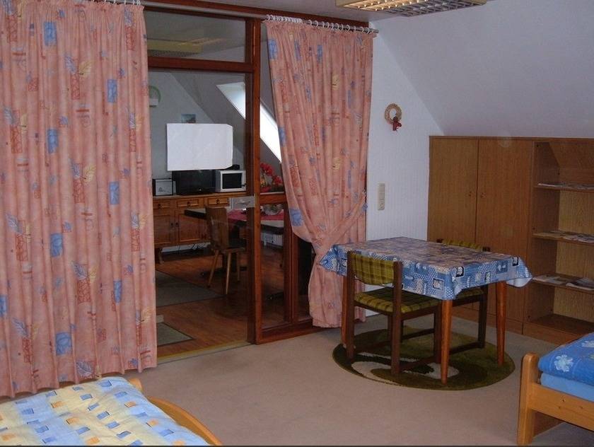 75 m² Ferienwohnung ∙ 2 Schlafzimmer ∙ 5 Gäste – Bild 11