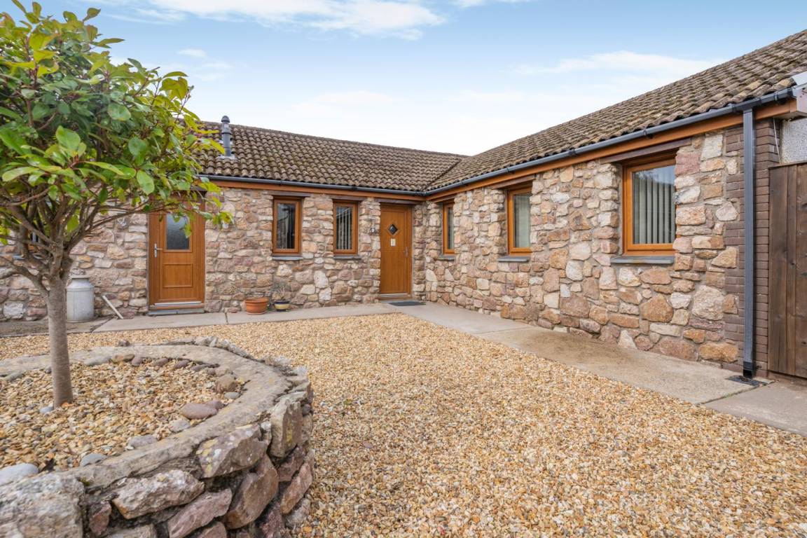 Cottage ∙ 2 Bedrooms ∙ 4 Guests - Llanelli