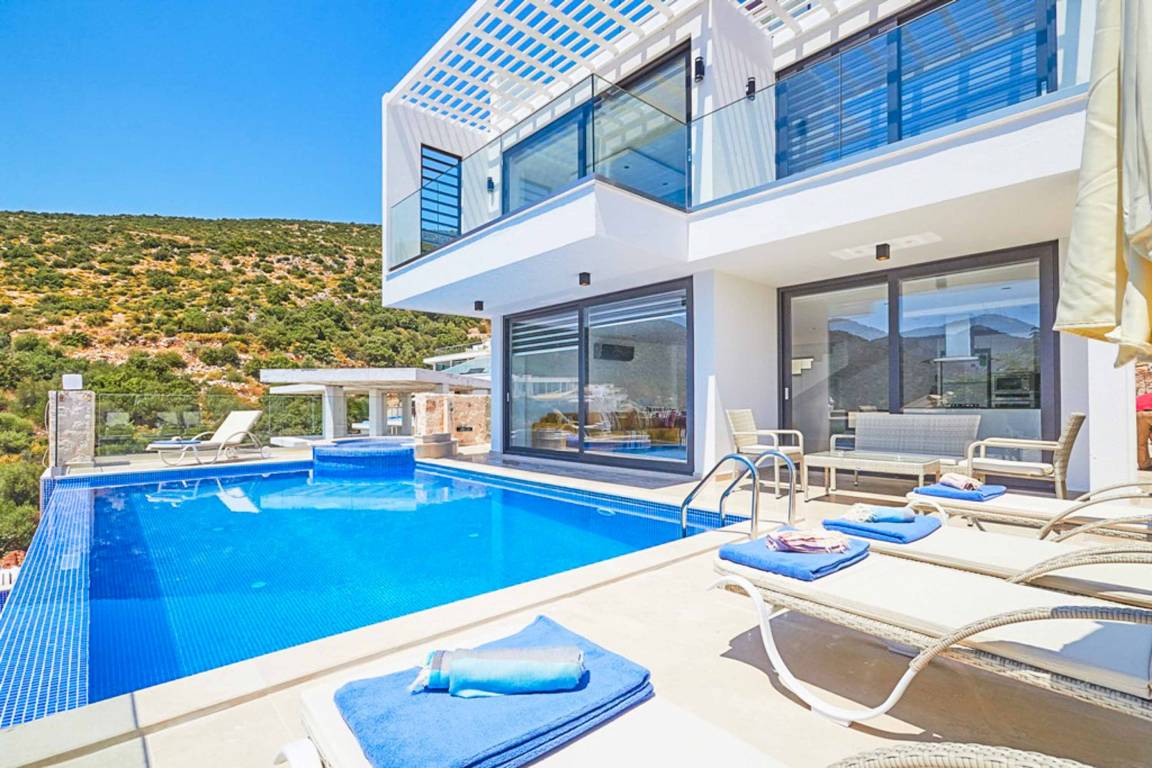 Villa ∙ 4 Bedrooms ∙ 8 Guests - Kalkan