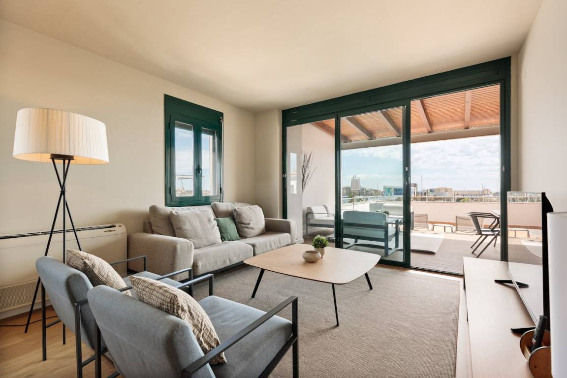 105 M² Appartement ∙ 4 Chambres ∙ 1 Personne - Badalona