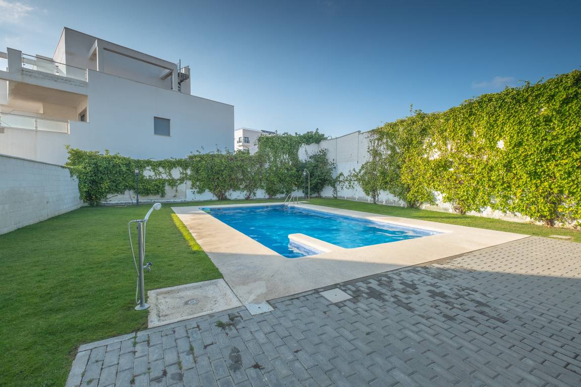 80 M² Apartamento ∙ 2 Habitaciones ∙ 4 Huéspedes - El Palmar de Vejer