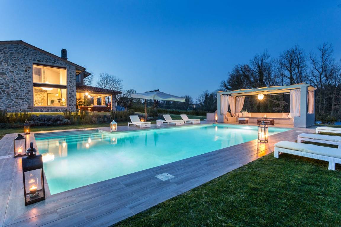 300 M² Villa ∙ 4 Slaapkamers ∙ 8 Gasten - Altopascio