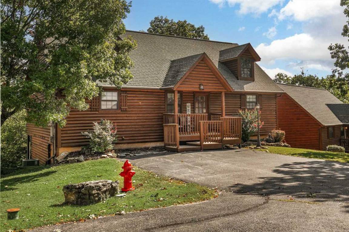 223 M² Cabin ∙ 4 Bedrooms ∙ 12 Guests - Rockaway Beach, MO