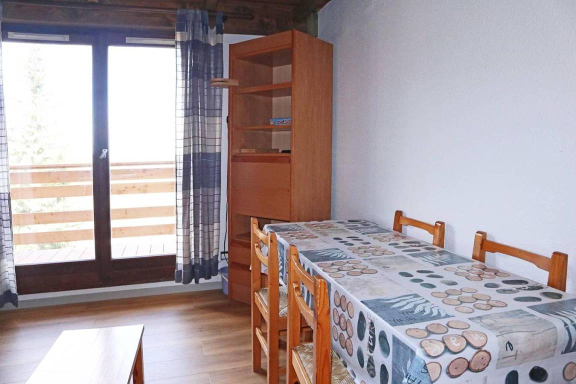 28 m² Studio ∙ 1 Schlafzimmer ∙ 4 Gäste – Bild 4