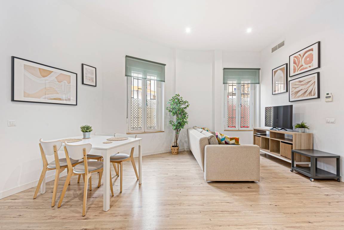 60 M² Apartamento ∙ 1 Habitación ∙ 4 Huéspedes - Málaga