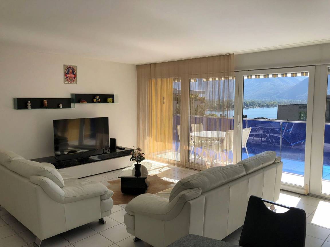 121 M² Ferienwohnung ∙ 3 Schlafzimmer ∙ 6 Gäste - Minusio