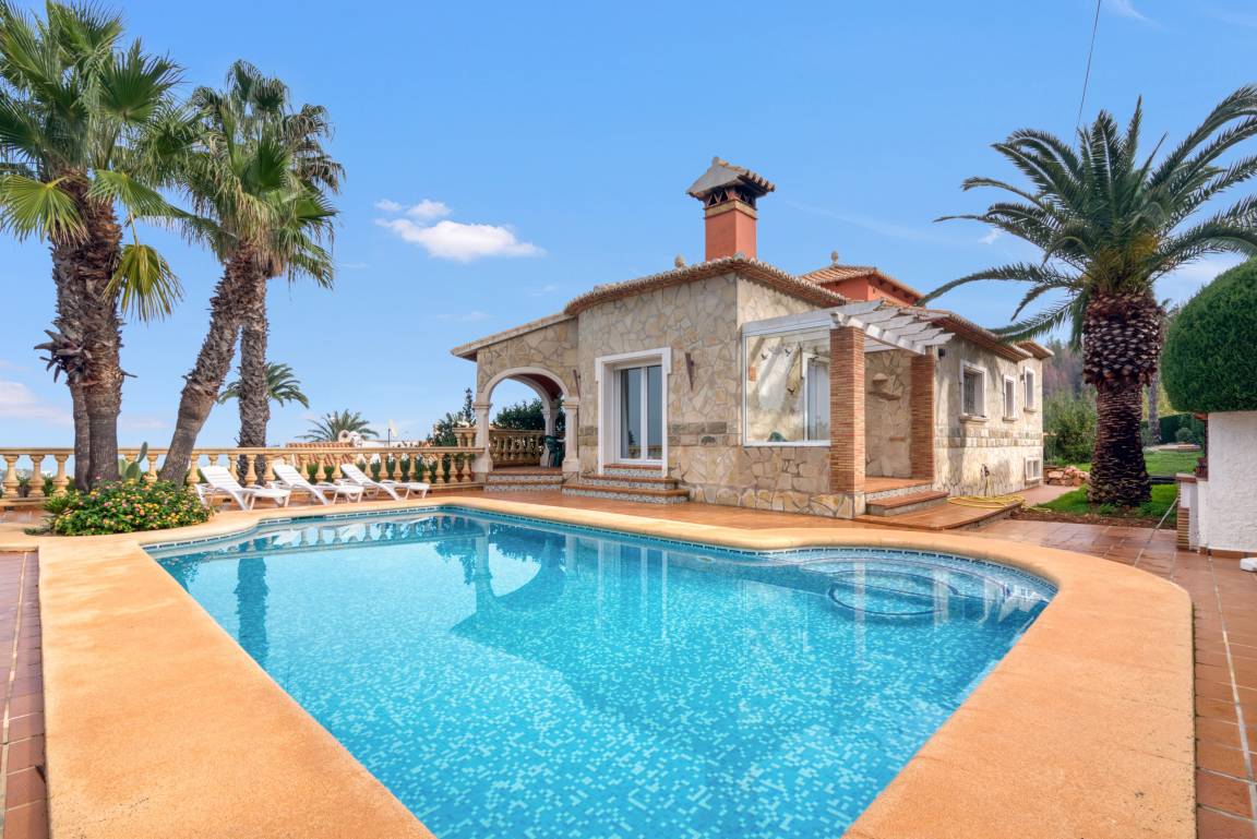 222 M² Villa ∙ 3 Habitaciones ∙ 6 Huéspedes - Denia