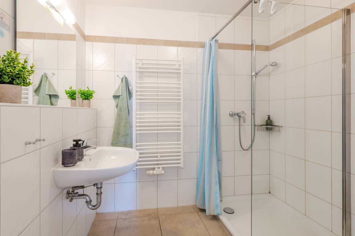 64 m² Ferienwohnung ∙ 2 Schlafzimmer ∙ 4 Gäste – Bild 13