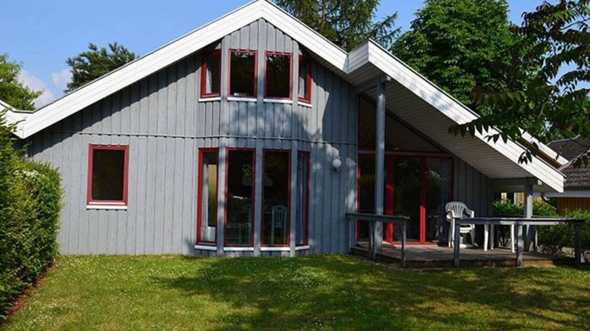 81 M² Ferienhaus ∙ 2 Schlafzimmer ∙ 6 Gäste - Userin