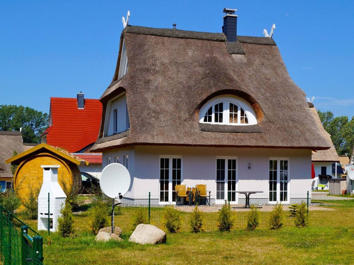 125 M² Ferienhaus ∙ 4 Schlafzimmer ∙ 8 Gäste - Glowe