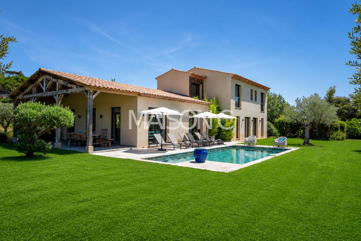225 M² House ∙ 5 Bedrooms ∙ 10 Guests - Ramatuelle