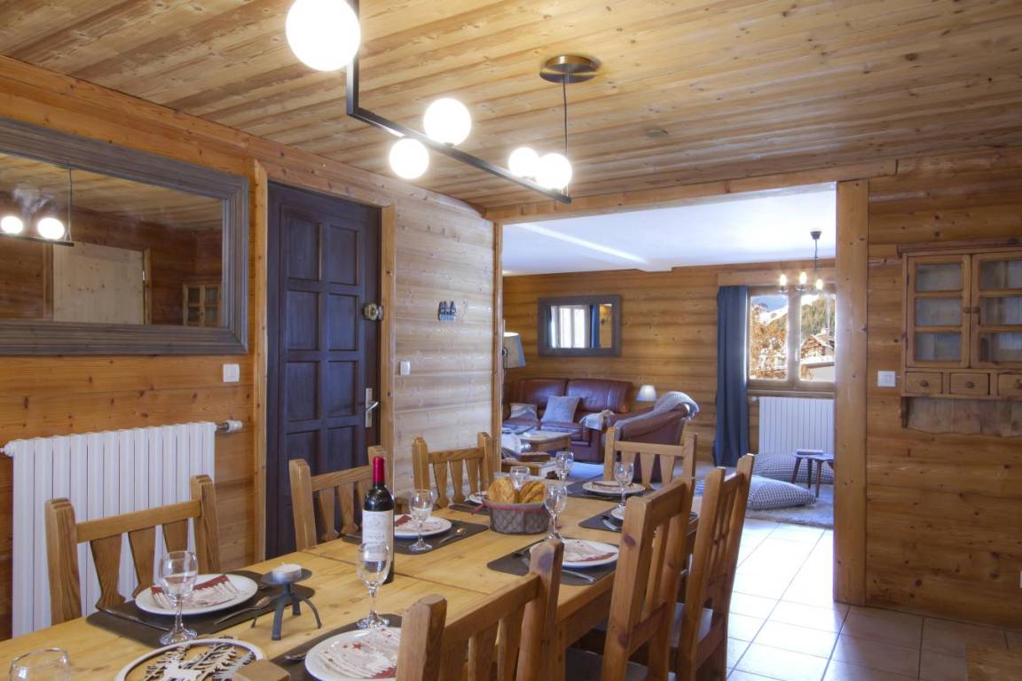 300 m² Chalet ∙ 8 Schlafzimmer ∙ 15 Gäste – Bild 5